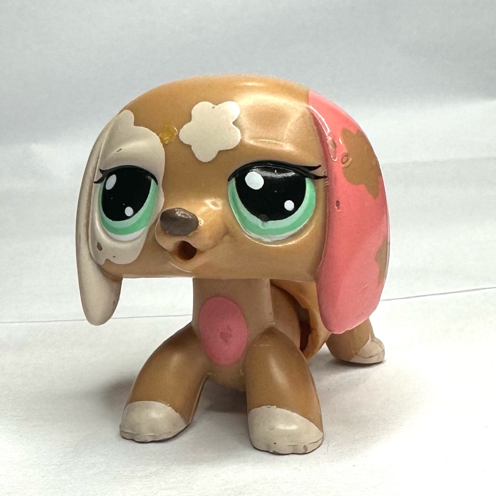Hasbro Littlest Pet Shop (LPS) RETIRED Walkables Dog #2163, Dachshund